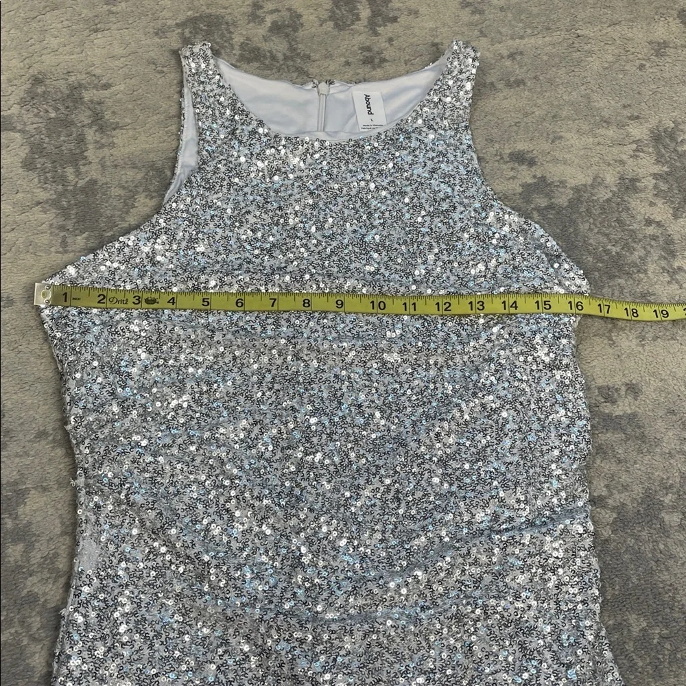 Abound Silver Sequin Stretch Bodycon Dress Sleeveless Sparkle Sz L - Picture 7 of 13